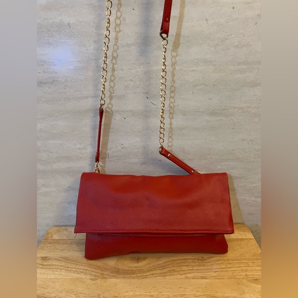 The Royal Standard Chic Red Faux Crossbody Bag with Gold Chain